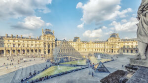 The Louvre museum, Visit the Louvre museum, Paris Tour Guide, Paris Walking Tour