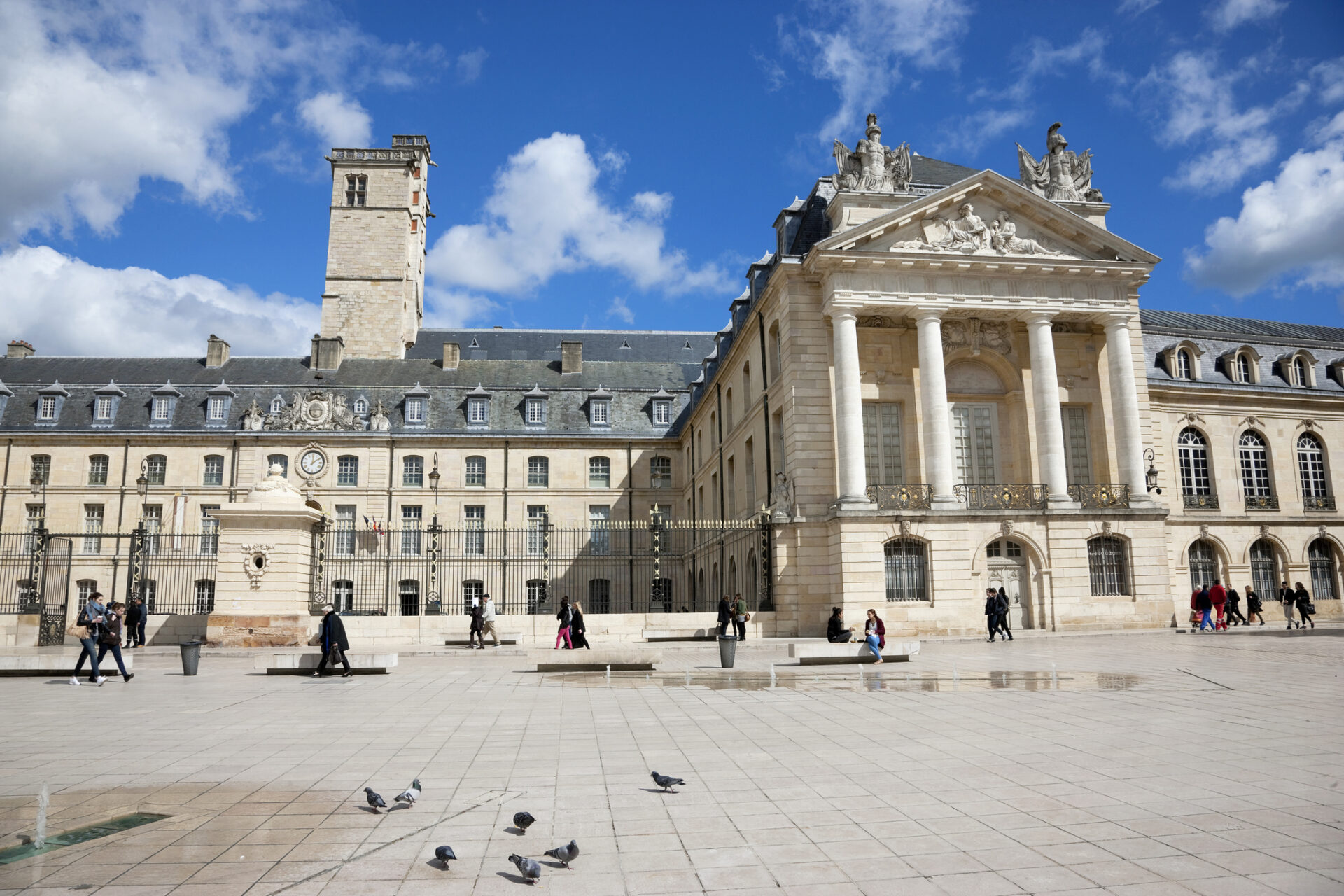 N°1 Dijon Tour Guide (2h) - Tour Guides France - The Best Of Burgundy