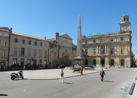 Visite d'Arles, Guide Arles