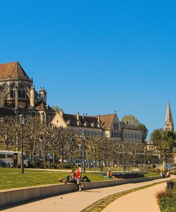 Guide Auxerre