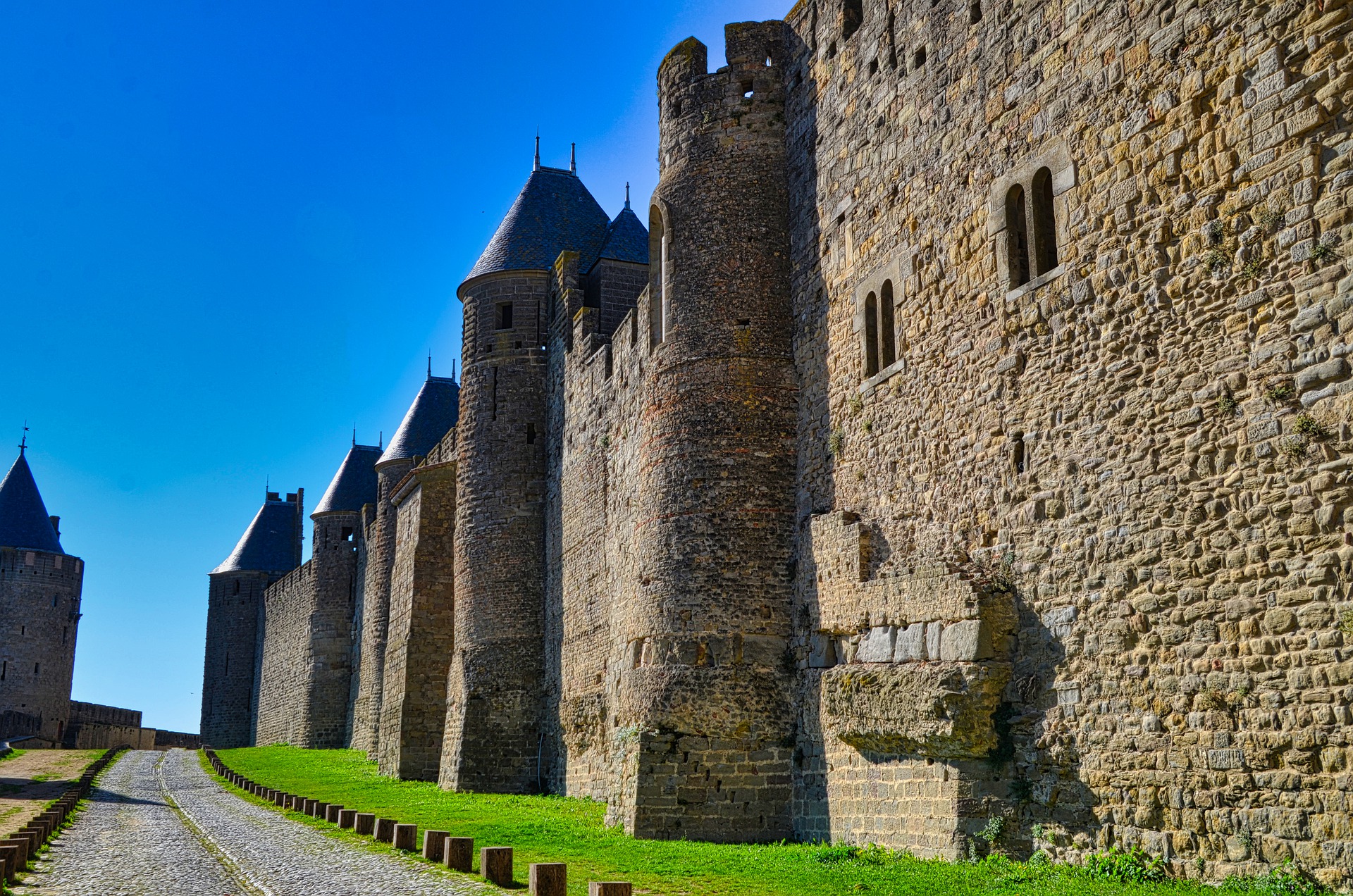Carcassonne Tour Guide