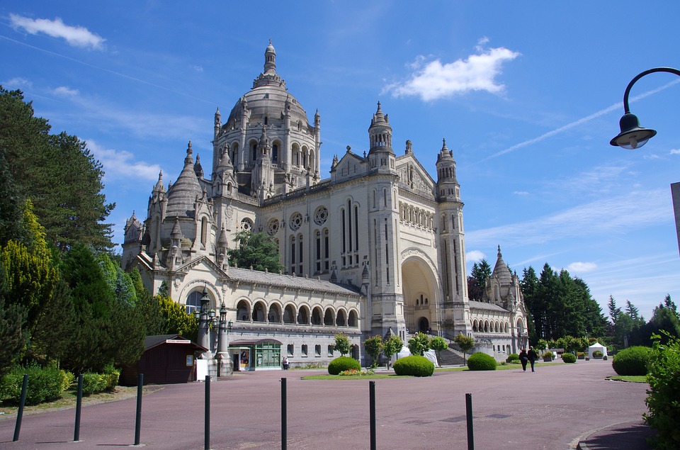 Lisieux France, Visit Lisieux, Normandy Tours