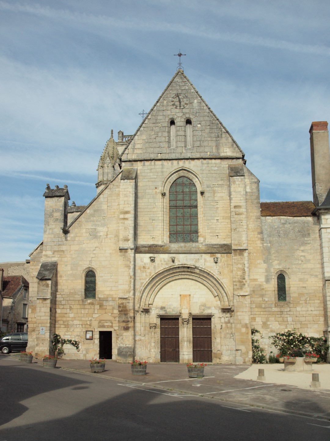 Saint Bris le Vineux Tour Guide