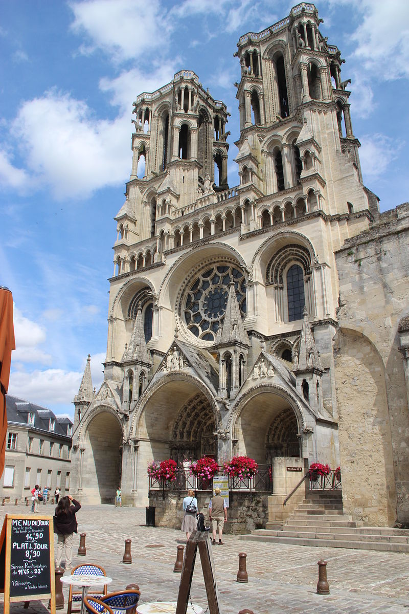 N°1 Laon Tour Guide (2h) - The Best Of France