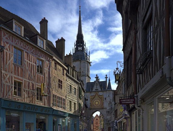 Book a Guide Auxerre