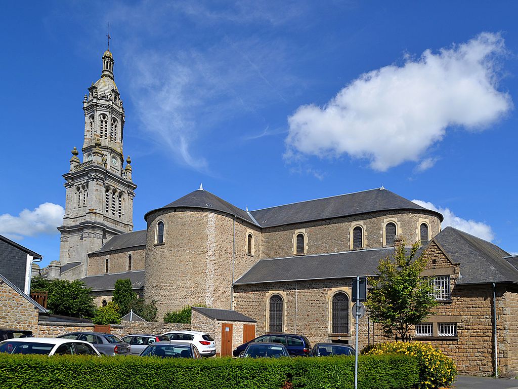 Avranches Walking Tour