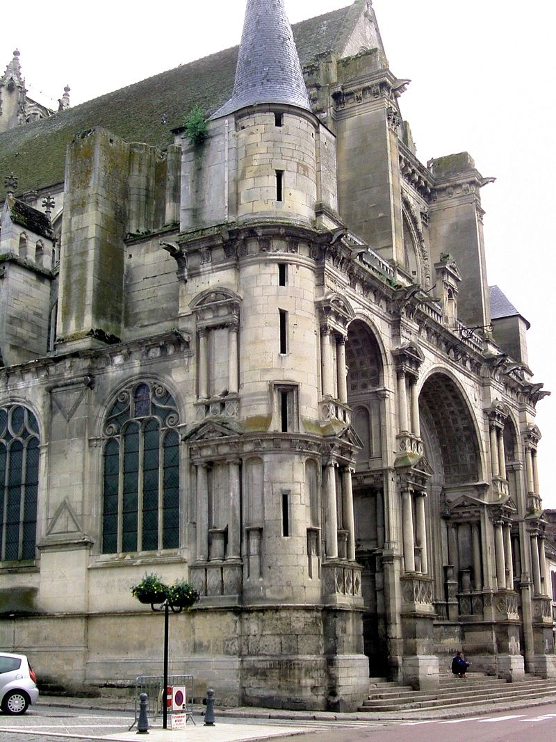 book a guide villeneuve sur yonne