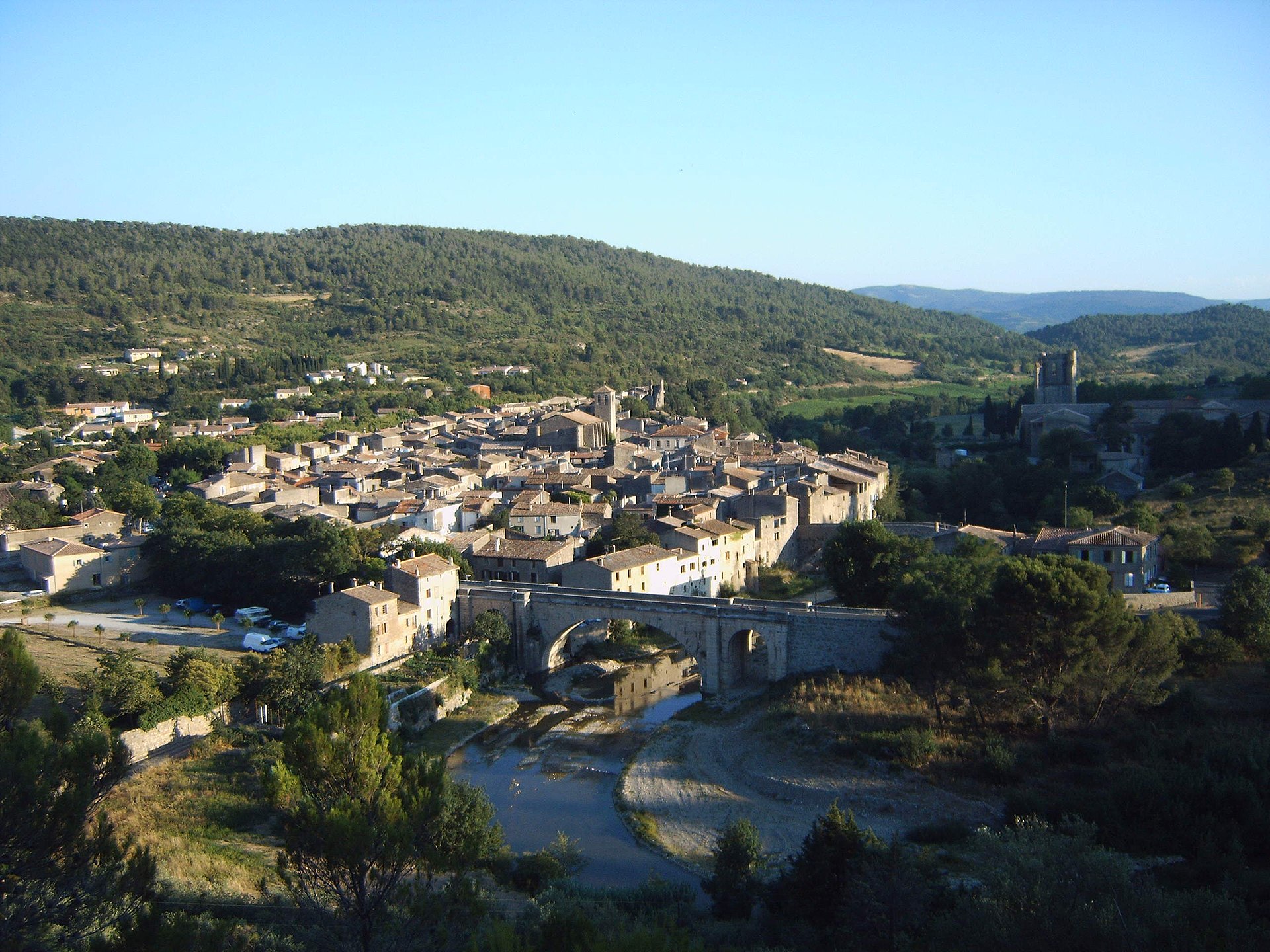 book a guide lagrasse