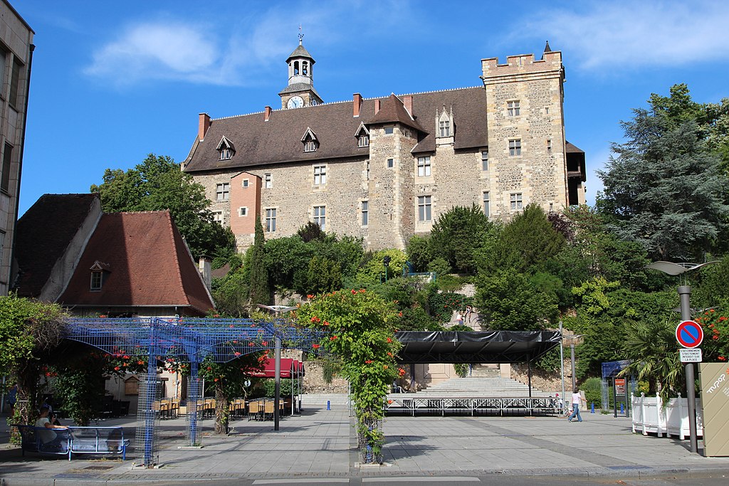 Montluçon Walking Tour