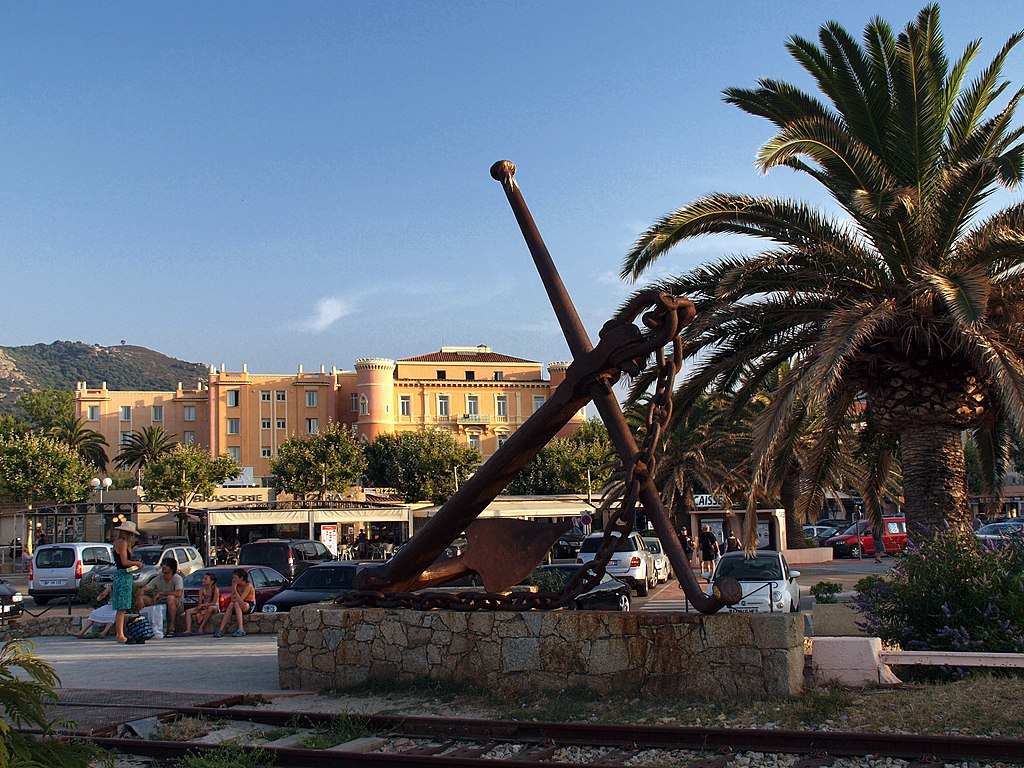 book a guide ile rousse