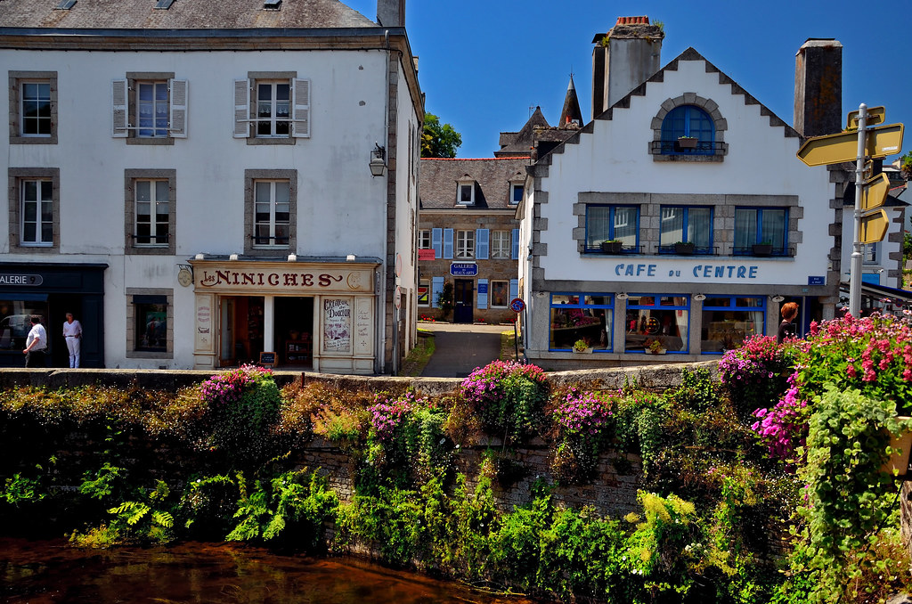 Pont Aven Walking Tour