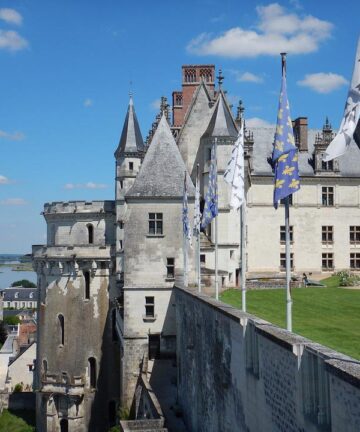 Chateau d'Amboise Tour Guide