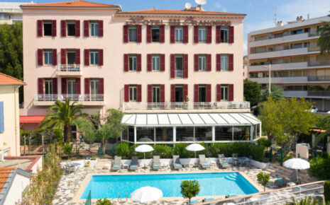 3 Star Hotel Cannes
