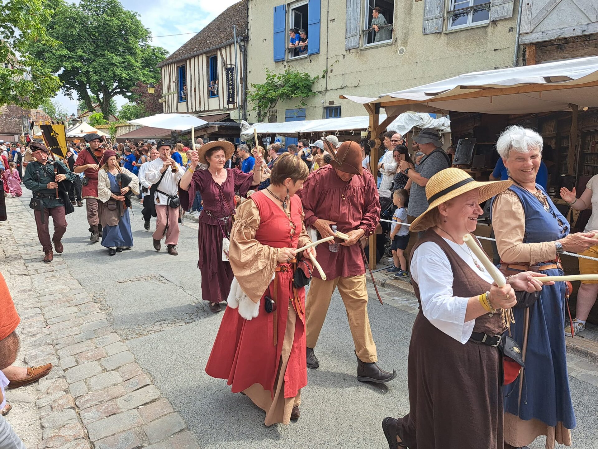 Visit Provins France, Provins Tour Guide, Visit Provins, Excursion Paris Provins