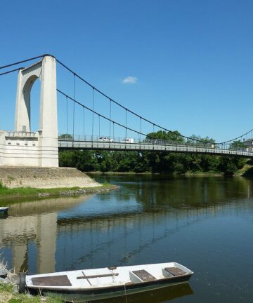 Chalonnes sur Loire Tour Guide