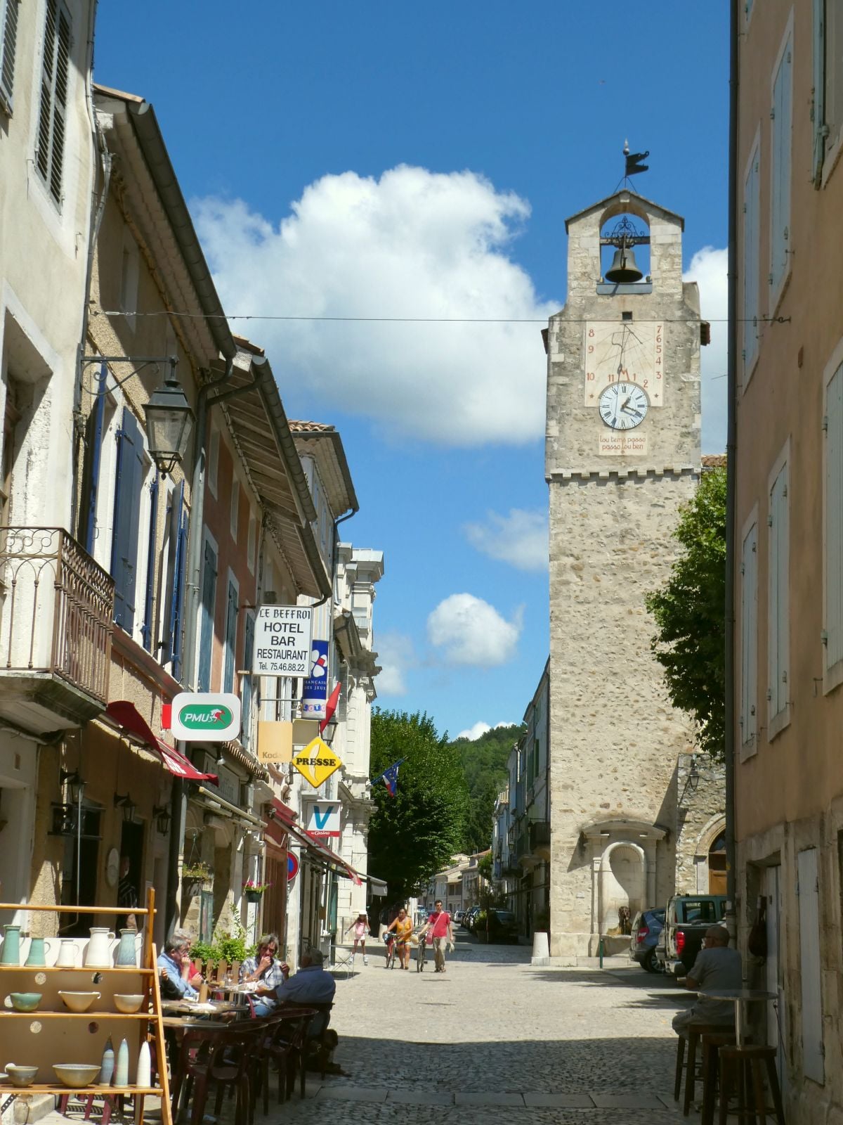 Dieulefit Tour Guide