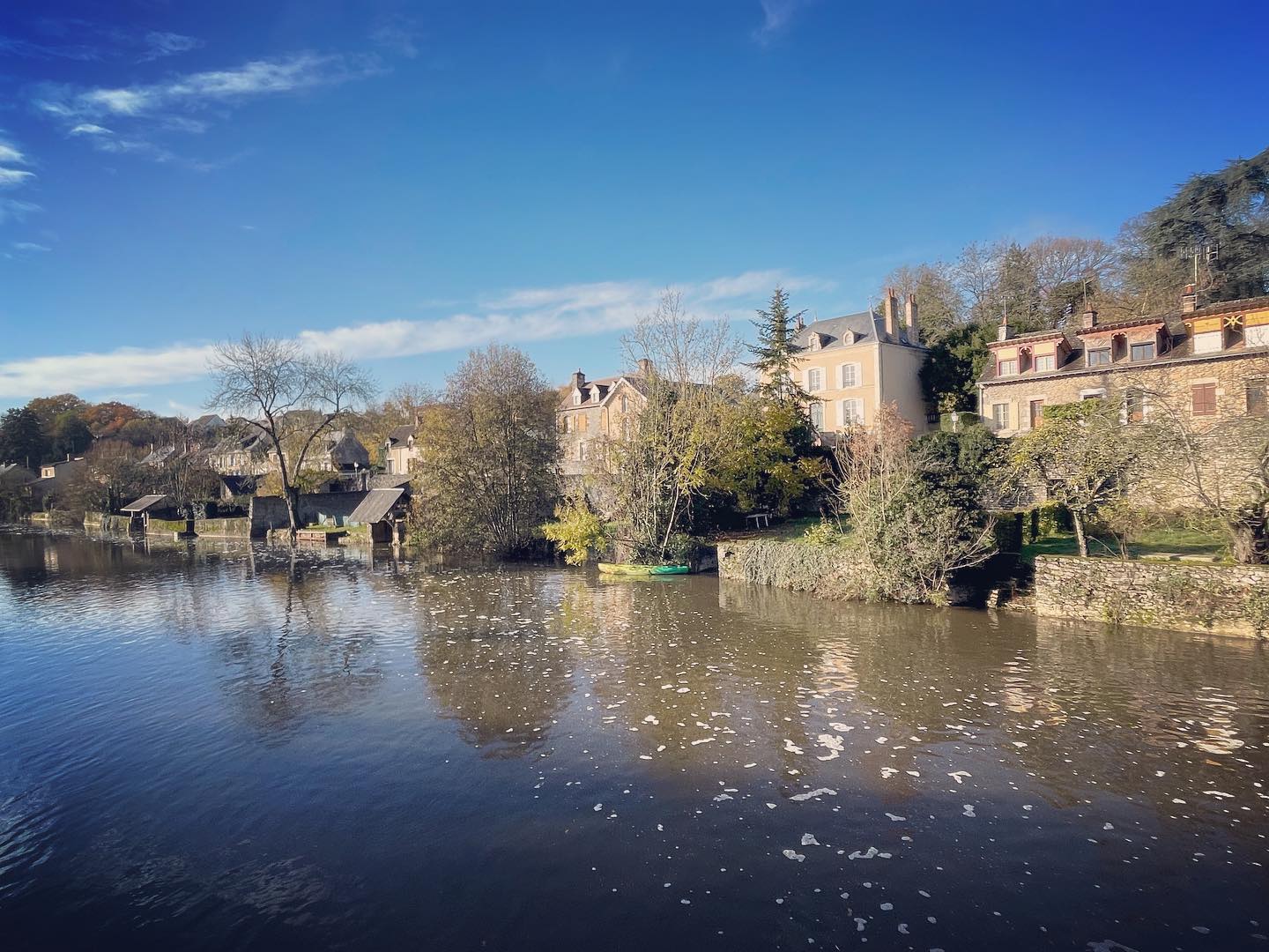 Fresnay sur Sarthe Tour Guide