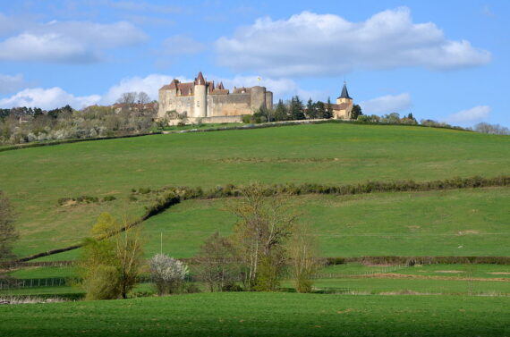 Châteauneuf en Auxois Tour Guide