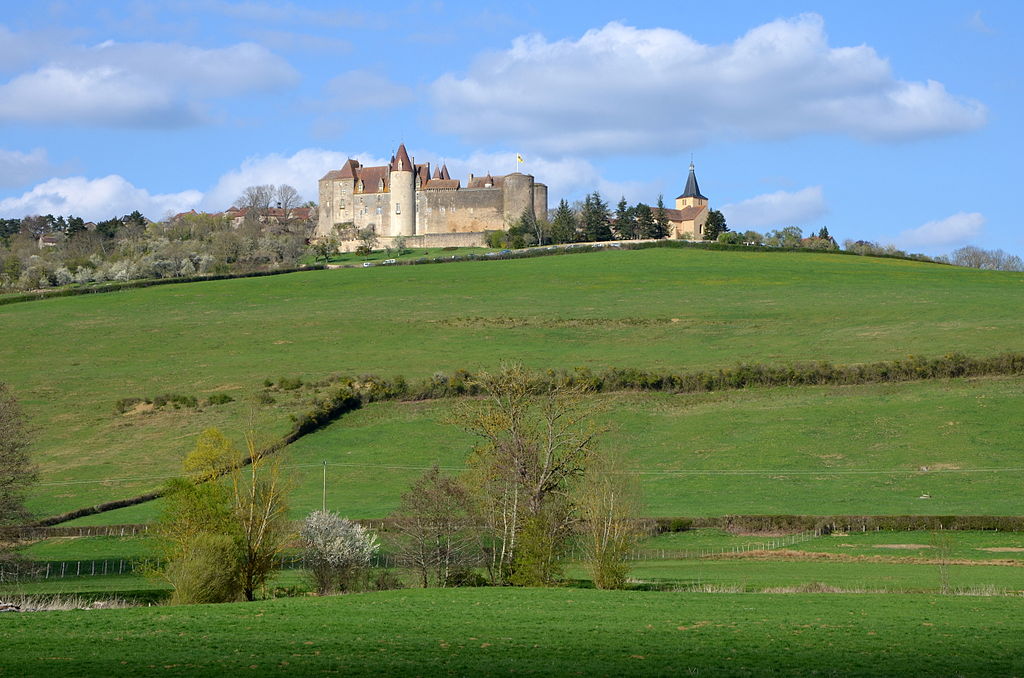 Châteauneuf en Auxois Tour Guide
