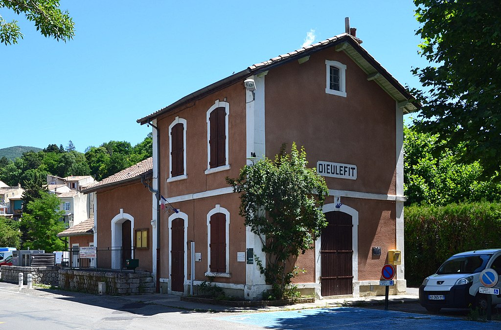 Dieulefit Tour Guide