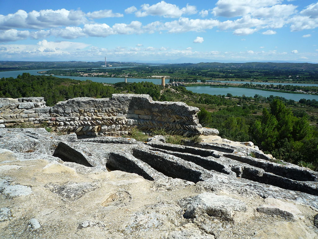 Beaucaire Tour Guide
