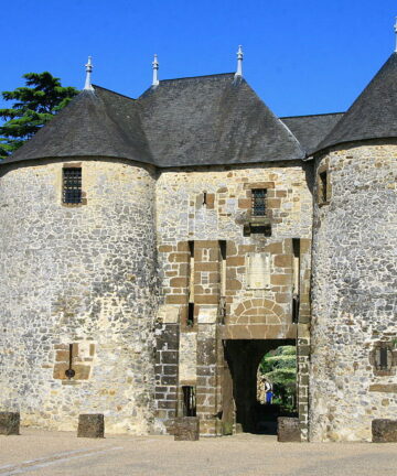 Fresnay sur Sarthe Tour Guide