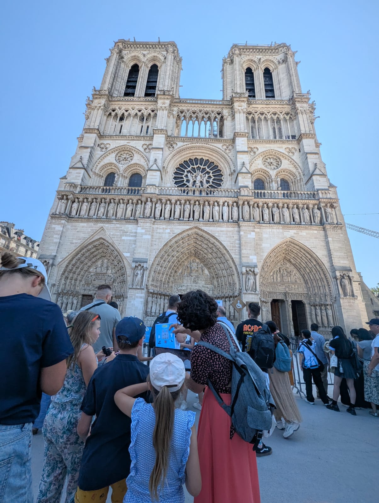 Visit Notre Dame Paris, Paris Tour, Paris Tour Guide, Notre Dame cathedral Paris
