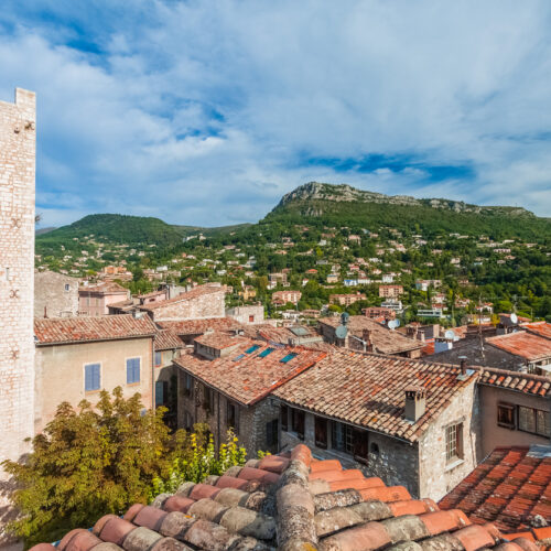 Vence Tour, Vence tour Guide